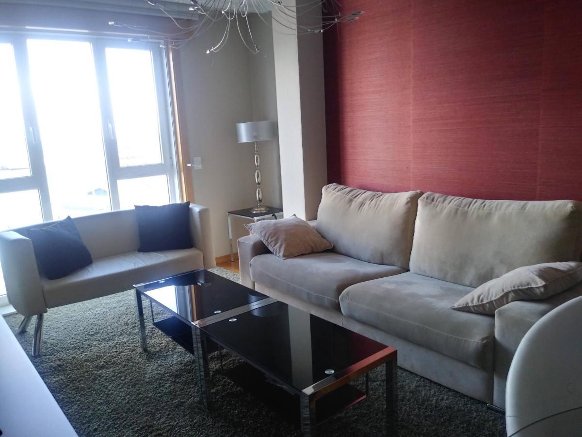 Apartamento Las Carolinas รีเบย์รา ภายนอก รูปภาพ